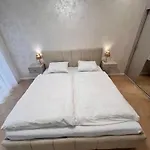 S Dvoma Izbami Бардеевские Купели